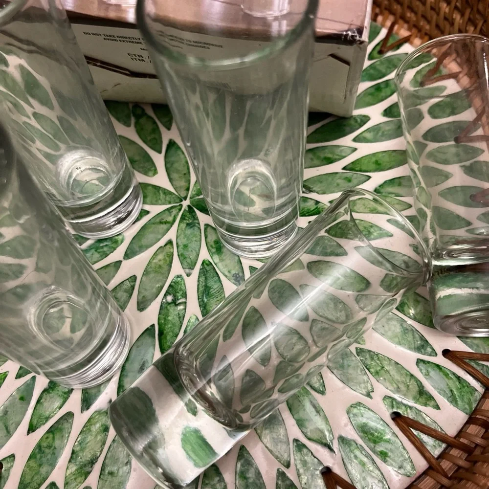 Tommy Bahama‎ Transparent Shot Glass Collection
